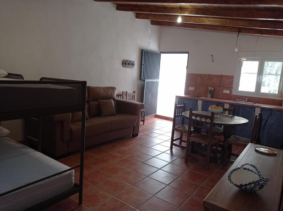 Adorable 1 Bedroom Holiday Home Guajar Alto Екстериор снимка